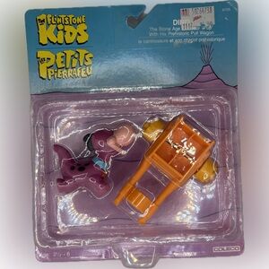 Coleco 1986  The Flinstones Kids Figure Dino with Prehistoric pull wagon rare
